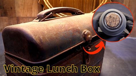 Vintage Rusty Lunch Box & Thermos Restoration 